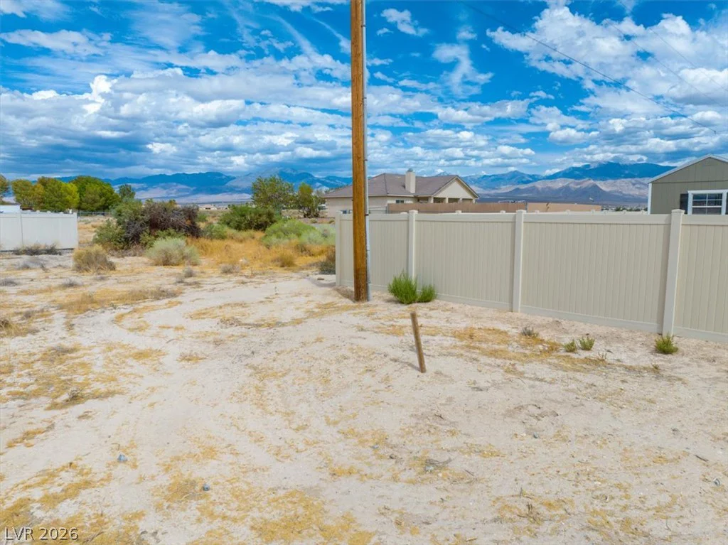 760 Hickory, Pahrump, NV 89048