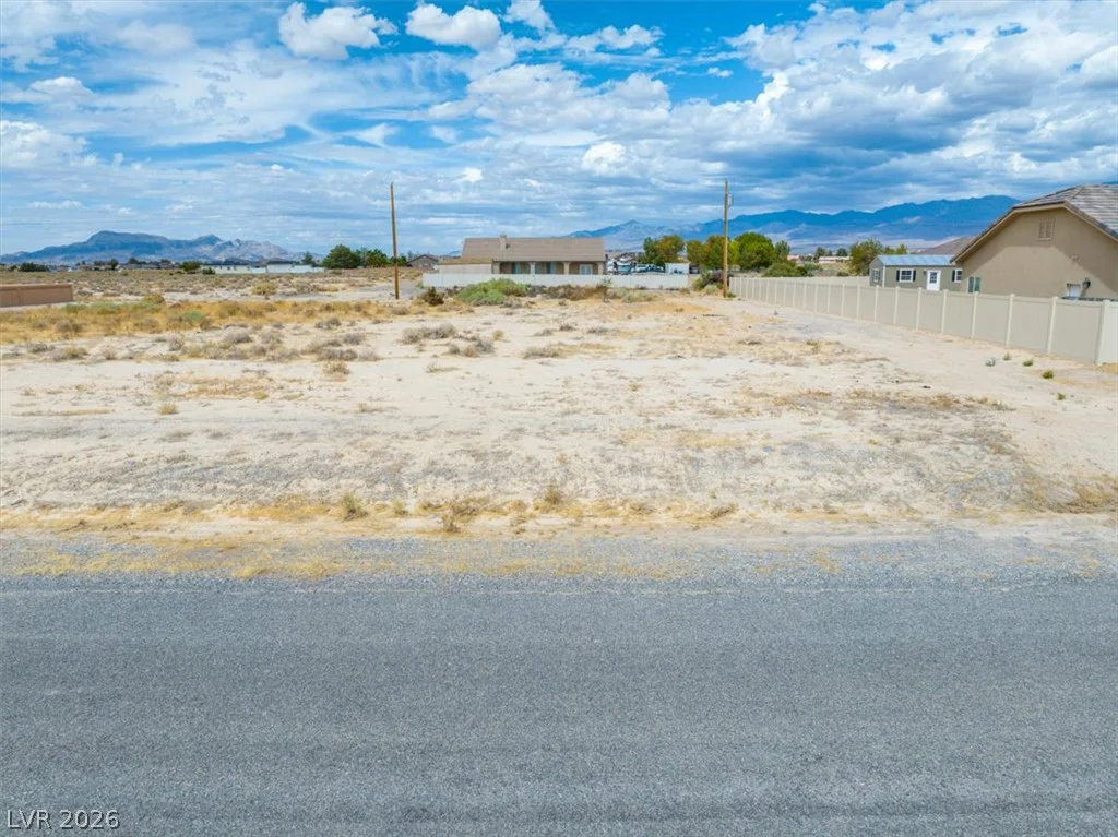 760 Hickory, Pahrump, NV 89048