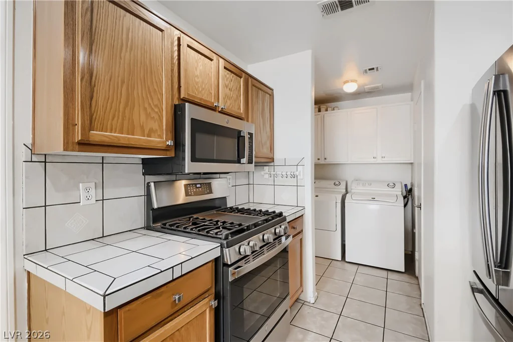 8212 Dream Star, Las Vegas, NV 89145