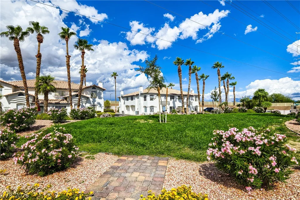 8212 Dream Star, Las Vegas, NV 89145