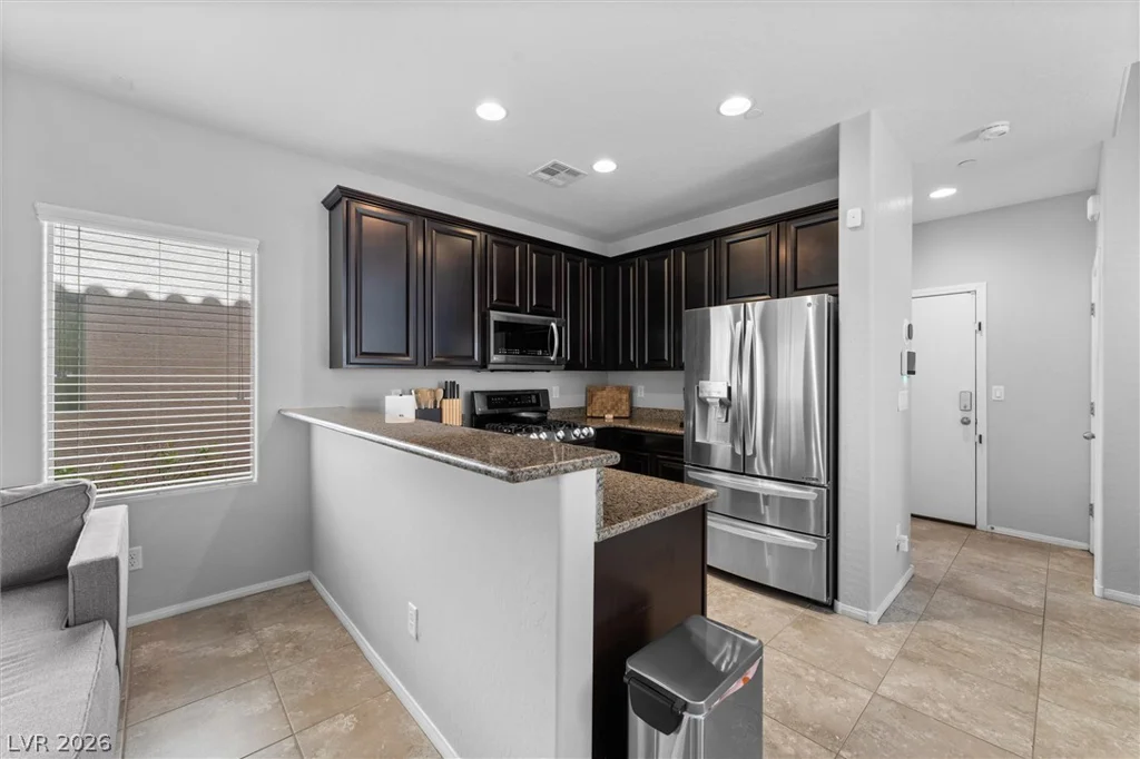7721 Lively Loom, Las Vegas, NV 89149