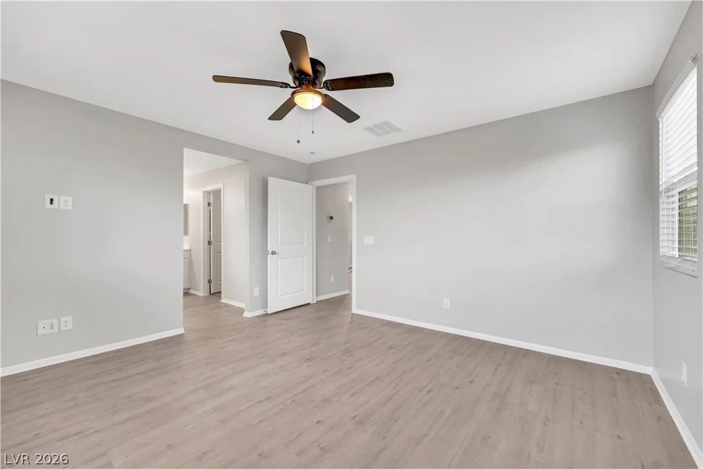 6602 Evander, North Las Vegas, NV 89086