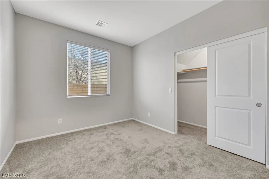6602 Evander, North Las Vegas, NV 89086