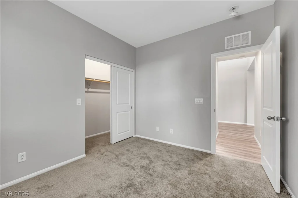 6602 Evander, North Las Vegas, NV 89086
