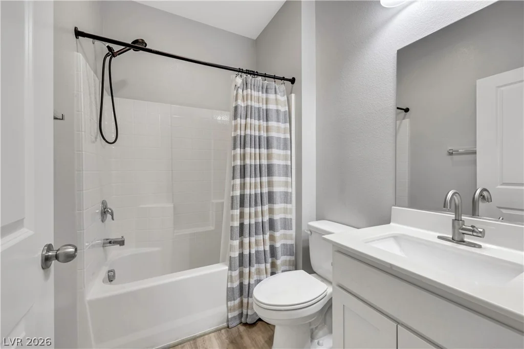 6602 Evander, North Las Vegas, NV 89086
