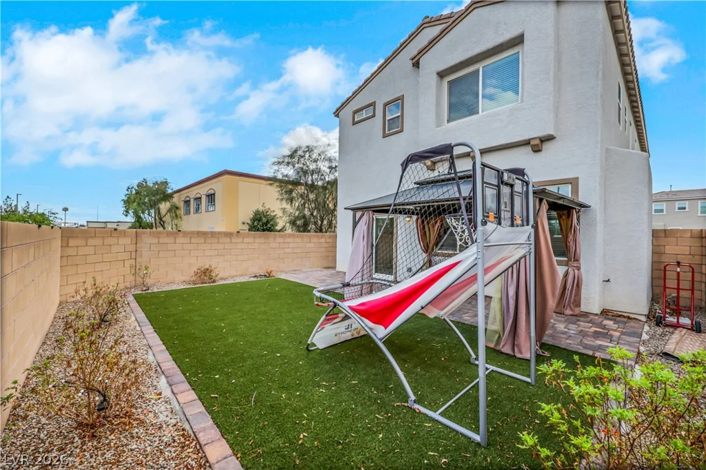 6602 Evander, North Las Vegas, NV 89086