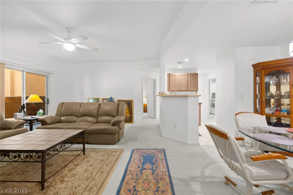 8709 Red Rio, Las Vegas, NV 89128