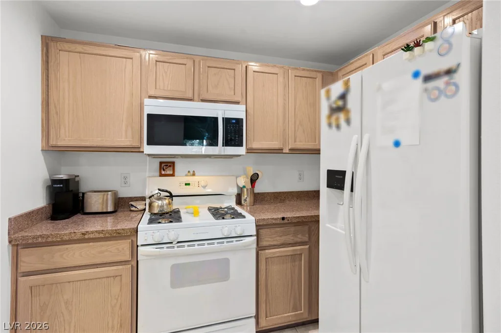 8709 Red Rio, Las Vegas, NV 89128