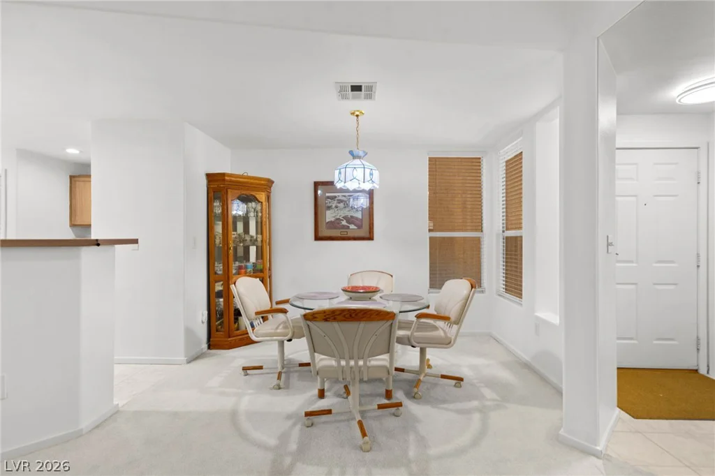 8709 Red Rio, Las Vegas, NV 89128