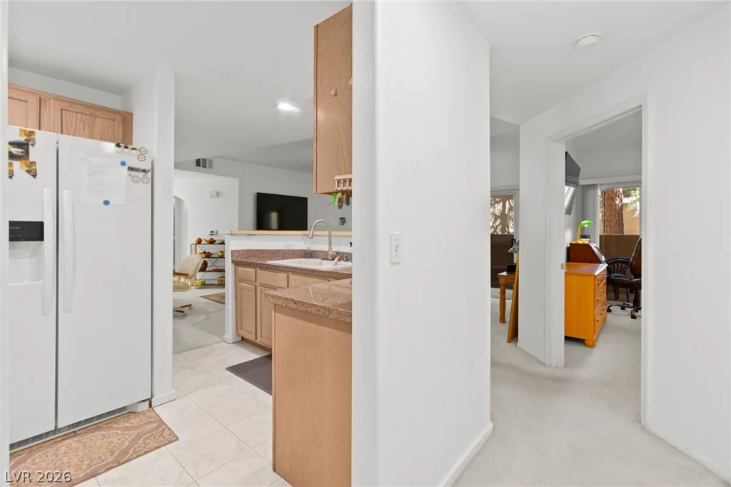 8709 Red Rio, Las Vegas, NV 89128