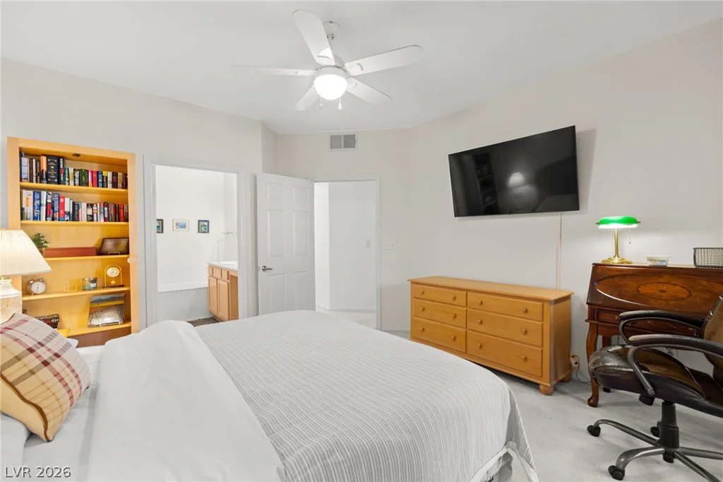 8709 Red Rio, Las Vegas, NV 89128