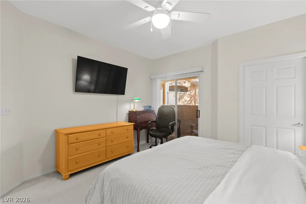 8709 Red Rio, Las Vegas, NV 89128