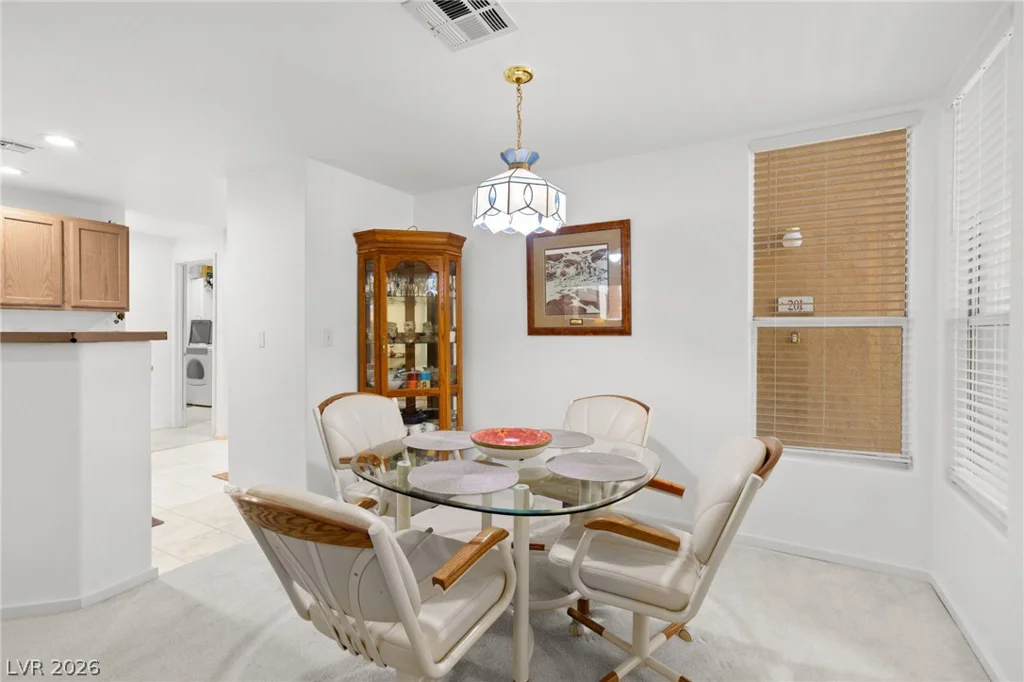 8709 Red Rio, Las Vegas, NV 89128