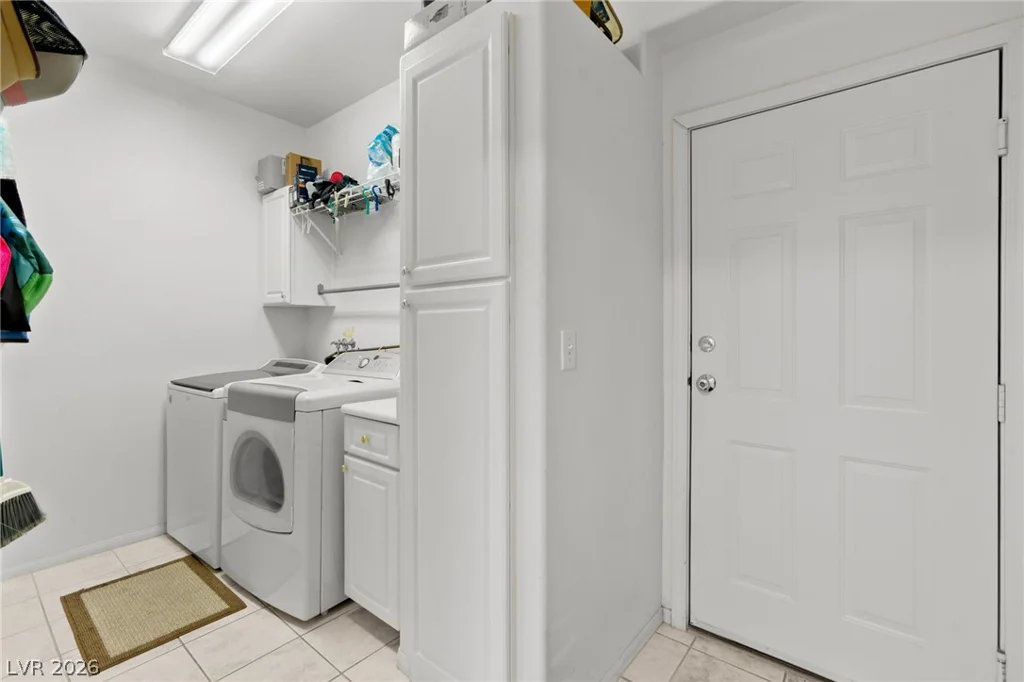8709 Red Rio, Las Vegas, NV 89128
