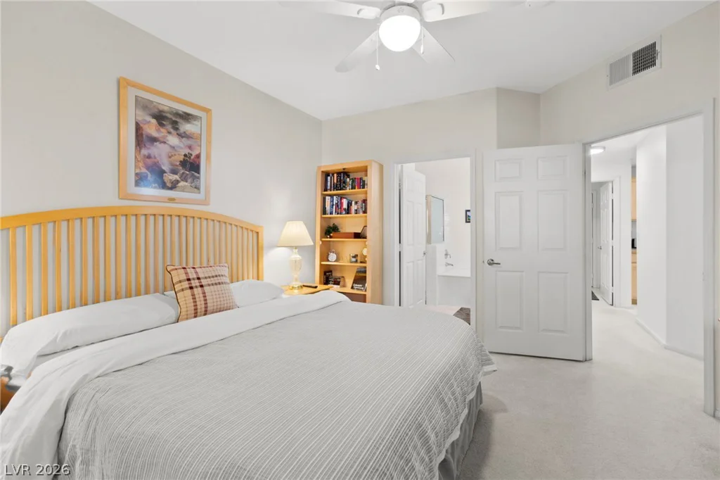 8709 Red Rio, Las Vegas, NV 89128