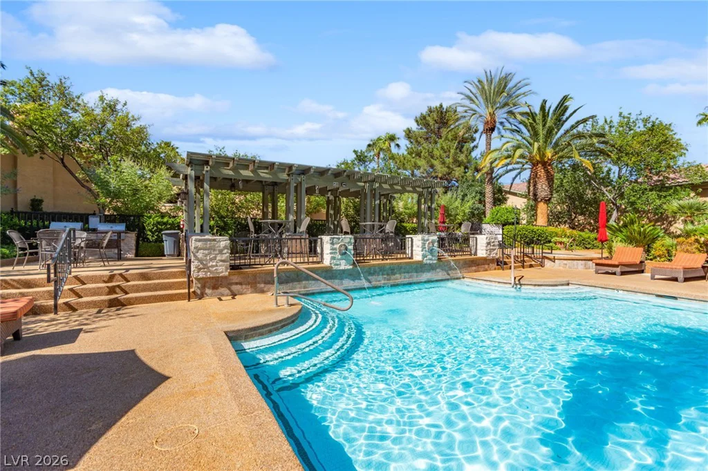 8709 Red Rio, Las Vegas, NV 89128