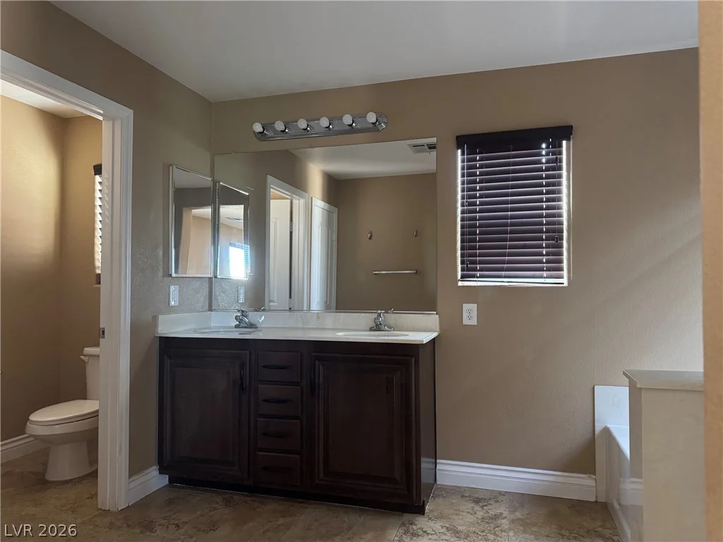 11022 Cherokee Landing, Las Vegas, NV 89179