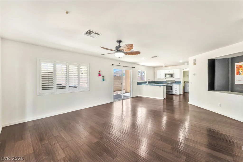 8720 Breezy Brown, Las Vegas, NV 89143