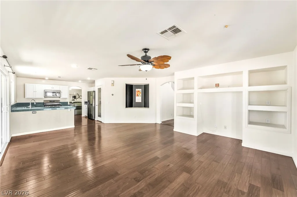 8720 Breezy Brown, Las Vegas, NV 89143