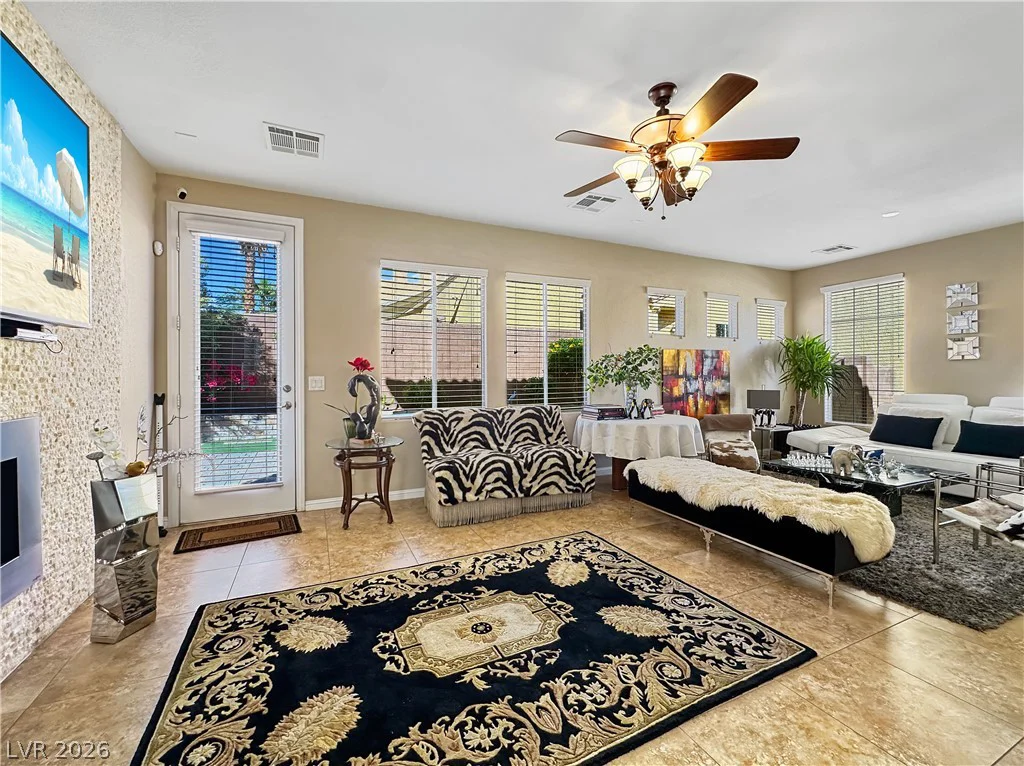8122 Retriever, Las Vegas, NV 89147