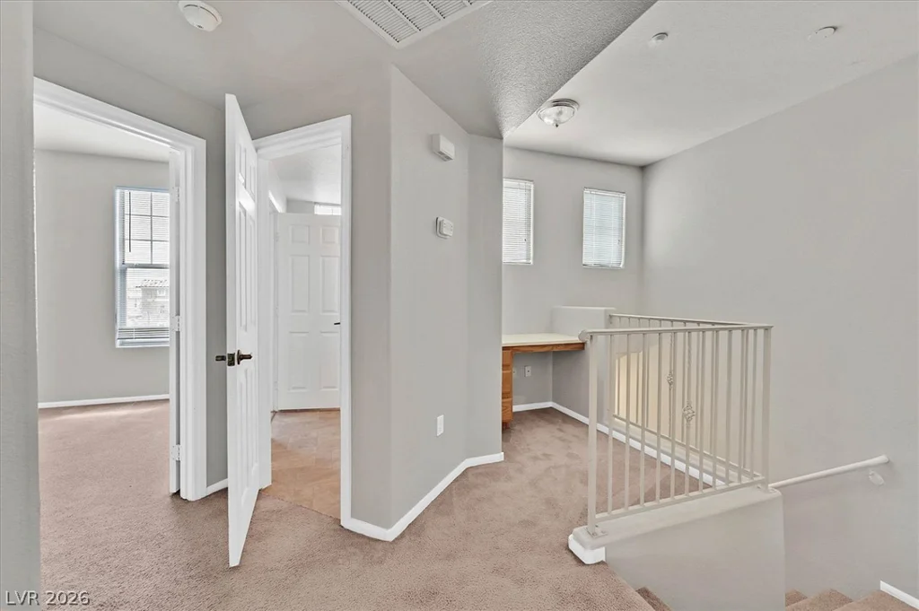 5855 VALLEY, North Las Vegas, NV 89031