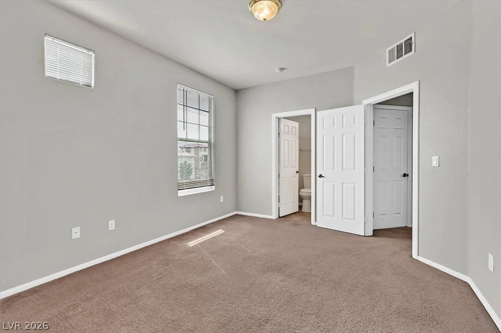 5855 VALLEY, North Las Vegas, NV 89031