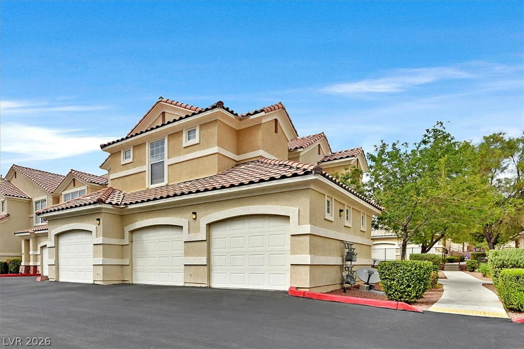 5855 VALLEY, North Las Vegas, NV 89031