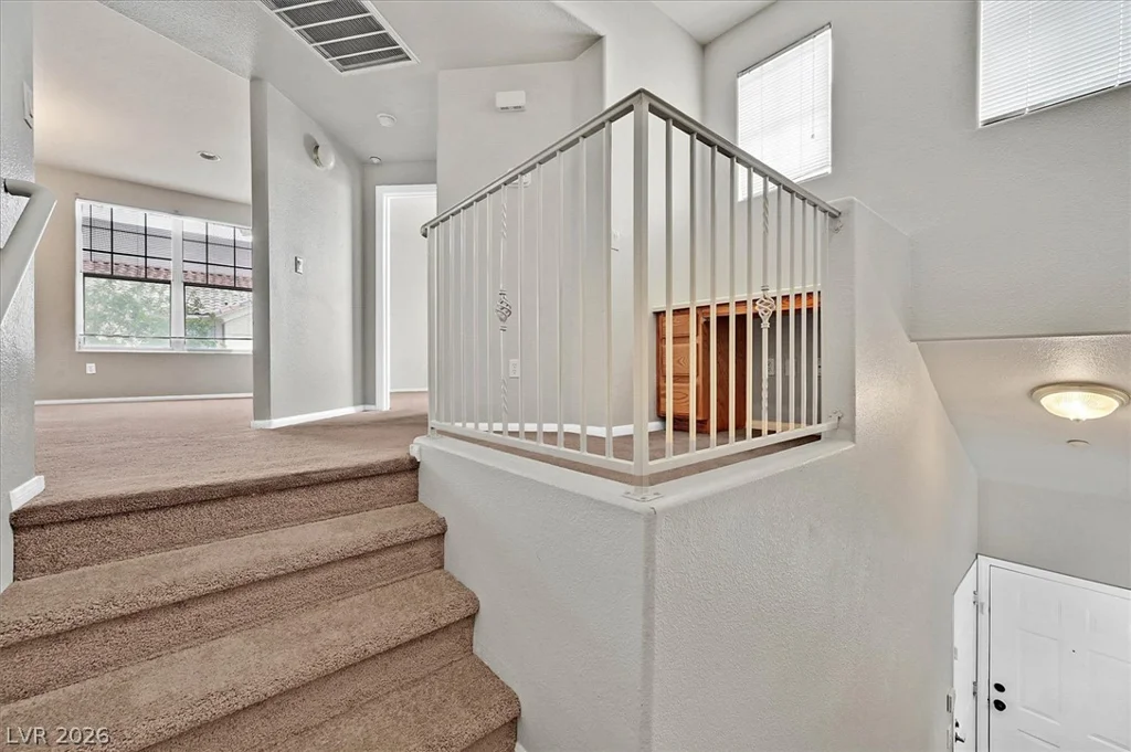 5855 VALLEY, North Las Vegas, NV 89031