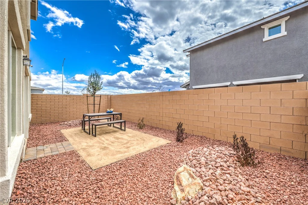 1204 Sun Parakeet, Henderson, NV 89011