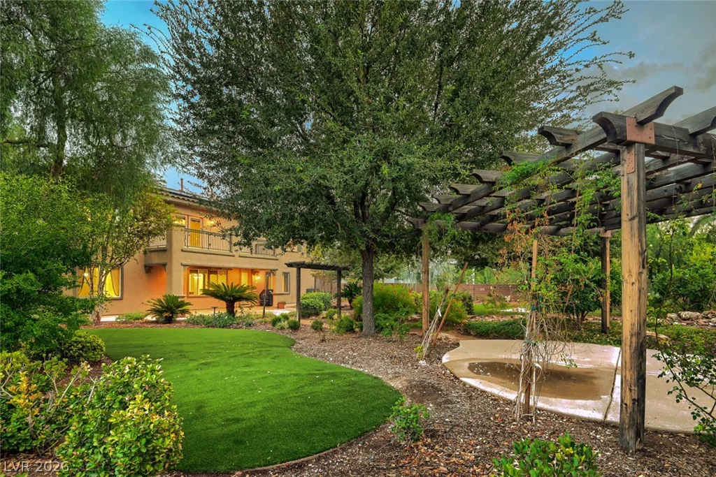 7509 Via Fiorentino, Las Vegas, NV 89131