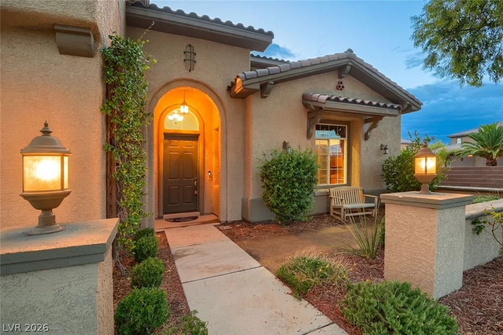 7509 Via Fiorentino, Las Vegas, NV 89131