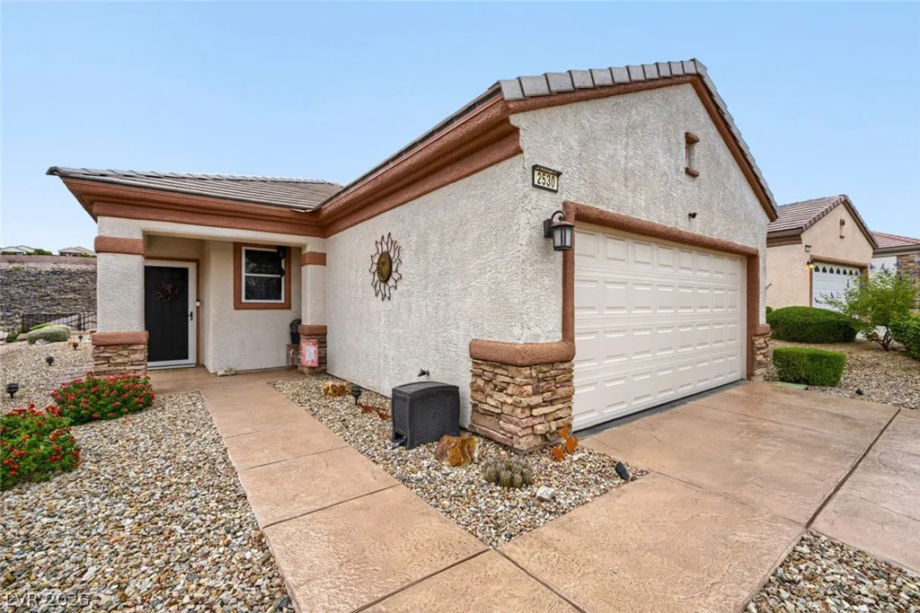 2530 Divine Sky, Henderson, NV 89044