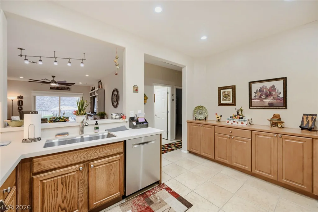 2530 Divine Sky, Henderson, NV 89044