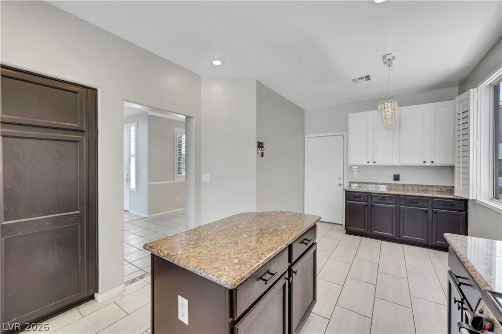 10028 Pinnacle View, Las Vegas, NV 89134