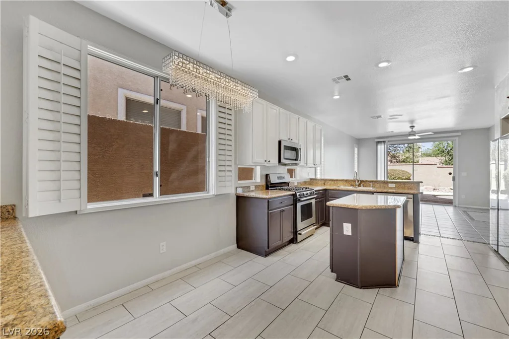 10028 Pinnacle View, Las Vegas, NV 89134