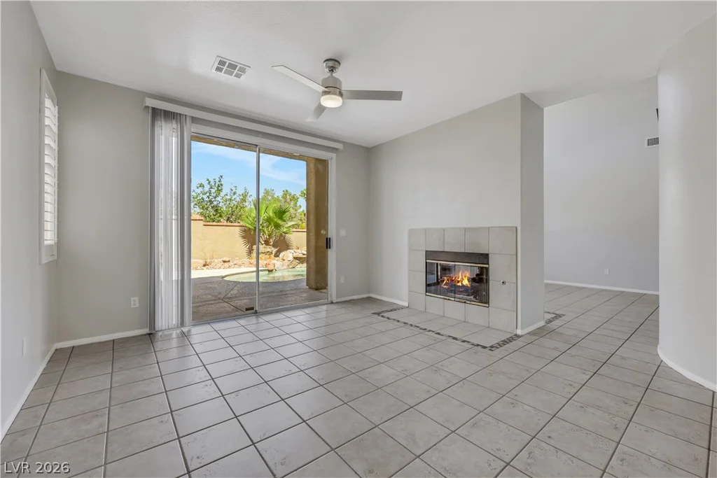 10028 Pinnacle View, Las Vegas, NV 89134