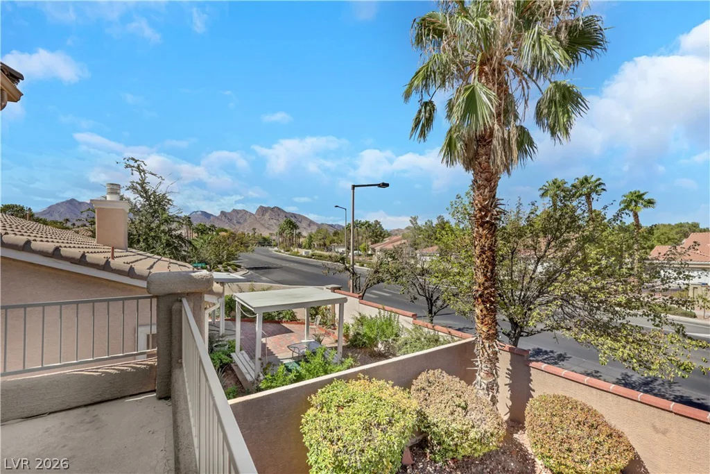 10028 Pinnacle View, Las Vegas, NV 89134