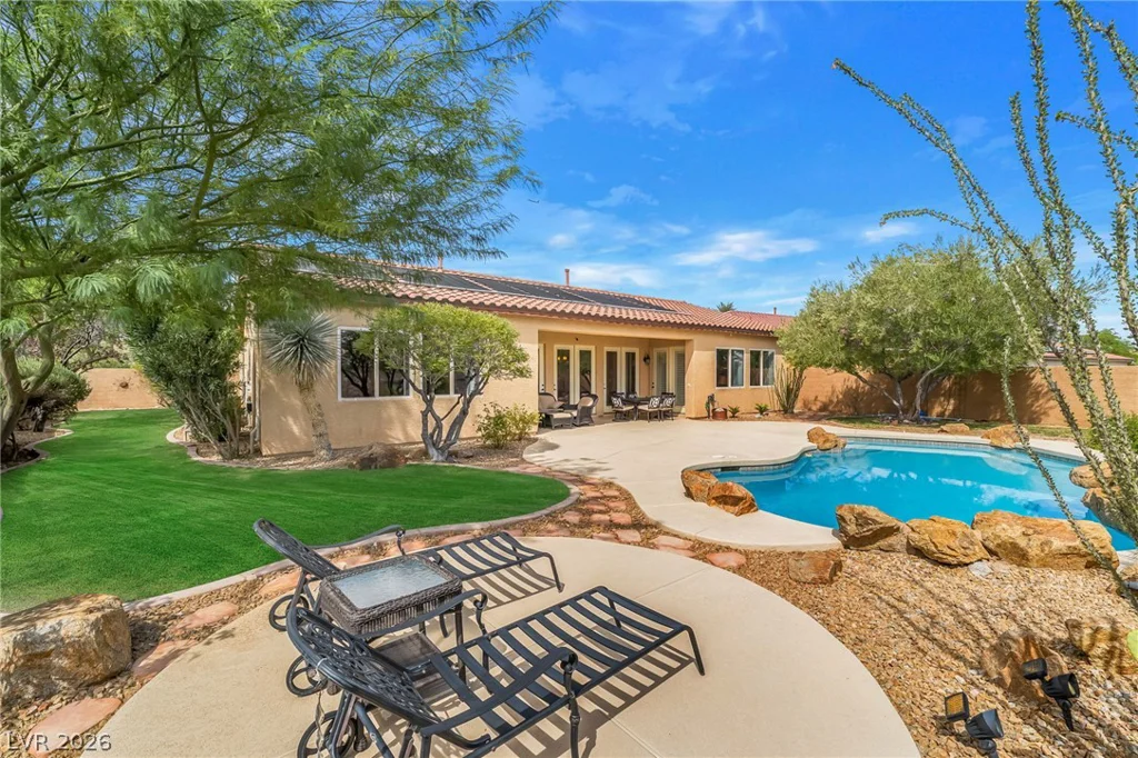 7904 Galloping Hills, Las Vegas, NV 89113