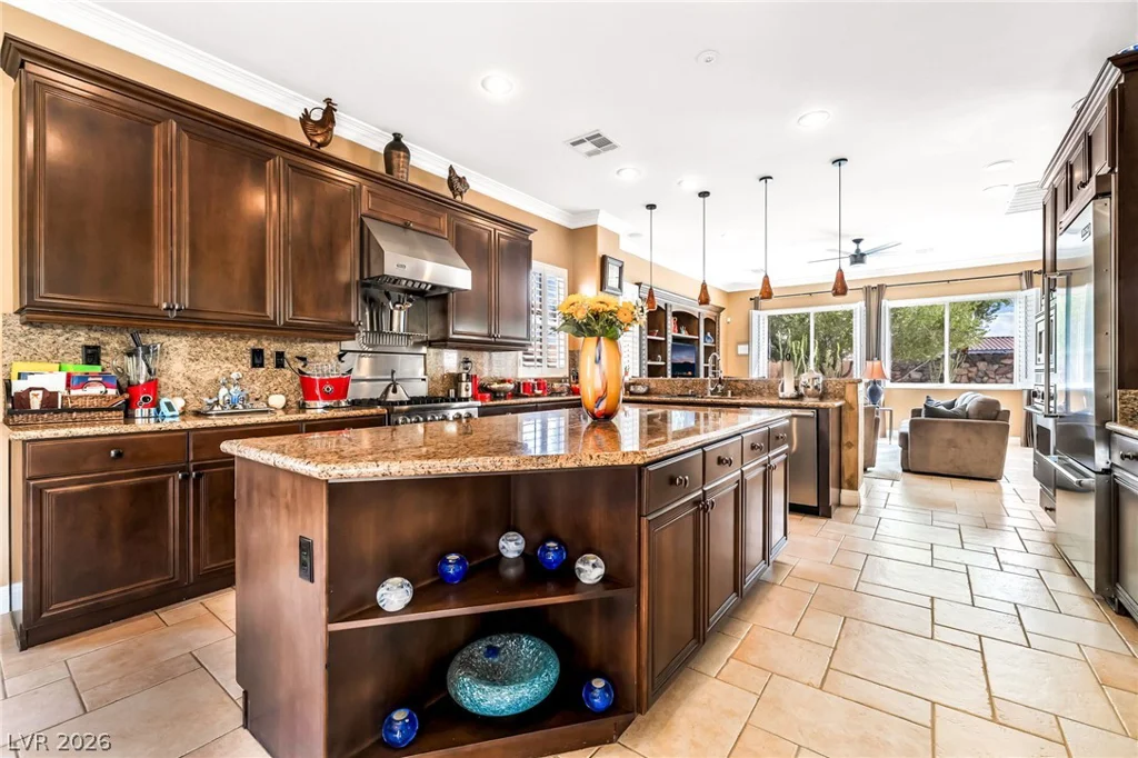 7904 Galloping Hills, Las Vegas, NV 89113