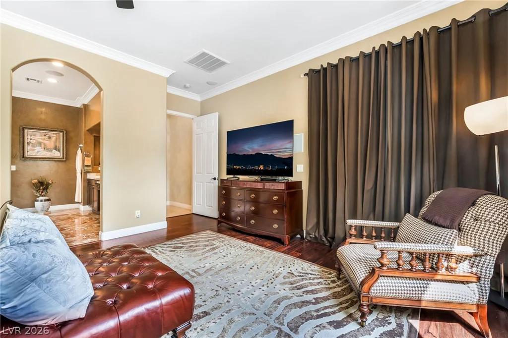 7904 Galloping Hills, Las Vegas, NV 89113