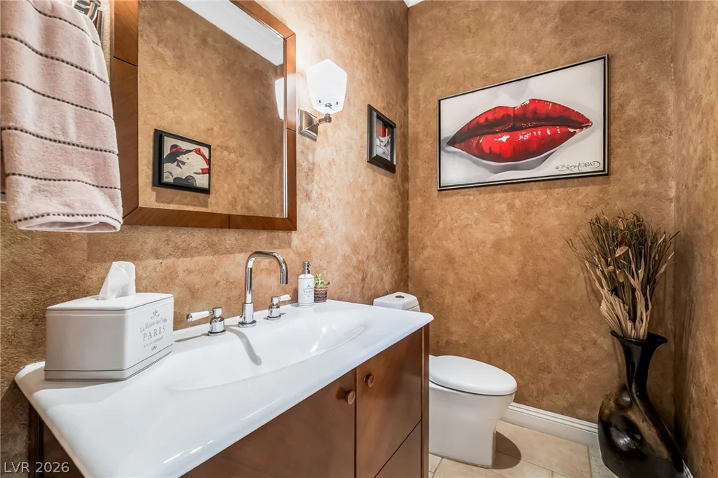 7904 Galloping Hills, Las Vegas, NV 89113