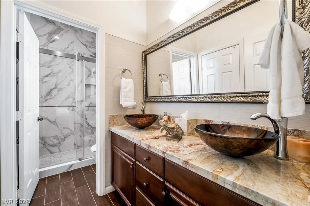 7904 Galloping Hills, Las Vegas, NV 89113