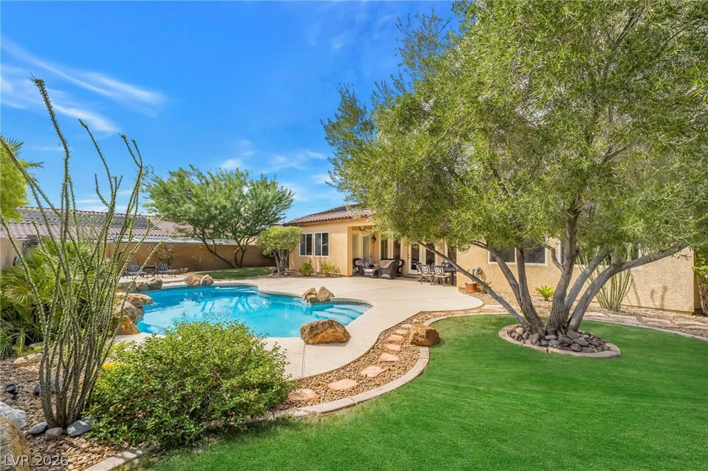 7904 Galloping Hills, Las Vegas, NV 89113