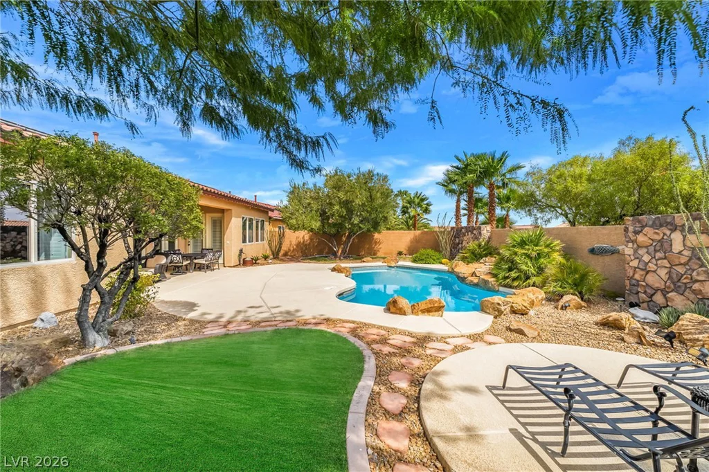 7904 Galloping Hills, Las Vegas, NV 89113