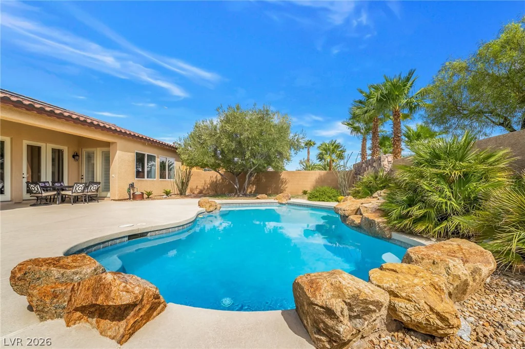 7904 Galloping Hills, Las Vegas, NV 89113