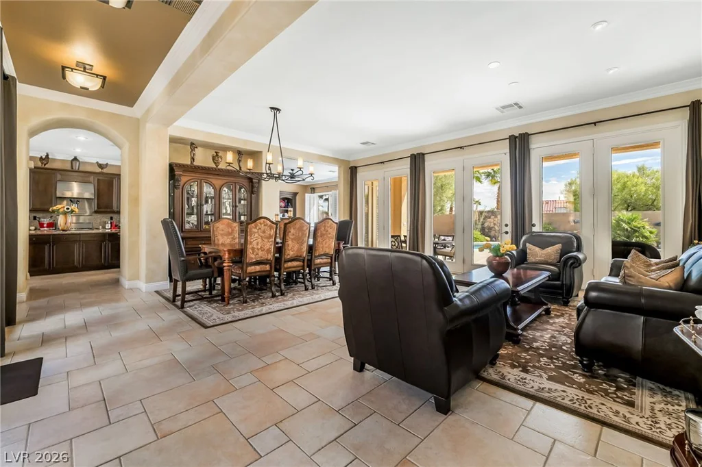 7904 Galloping Hills, Las Vegas, NV 89113