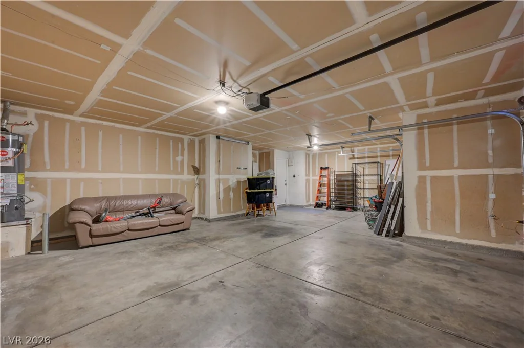 2025 Hollow Oak, North Las Vegas, NV 89031