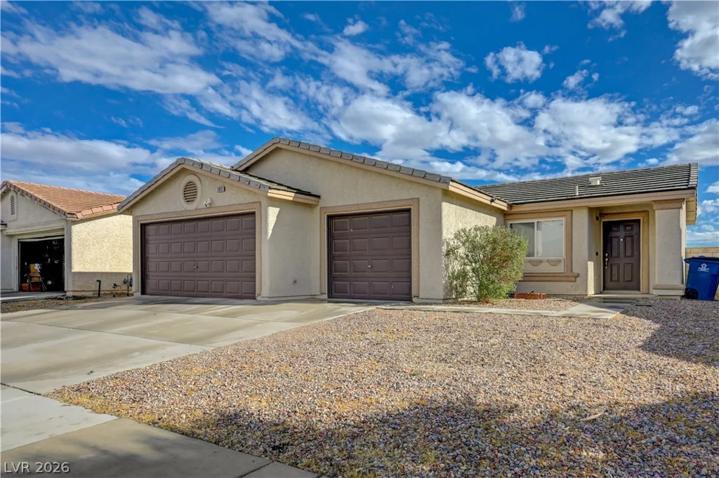 2025 Hollow Oak, North Las Vegas, NV 89031