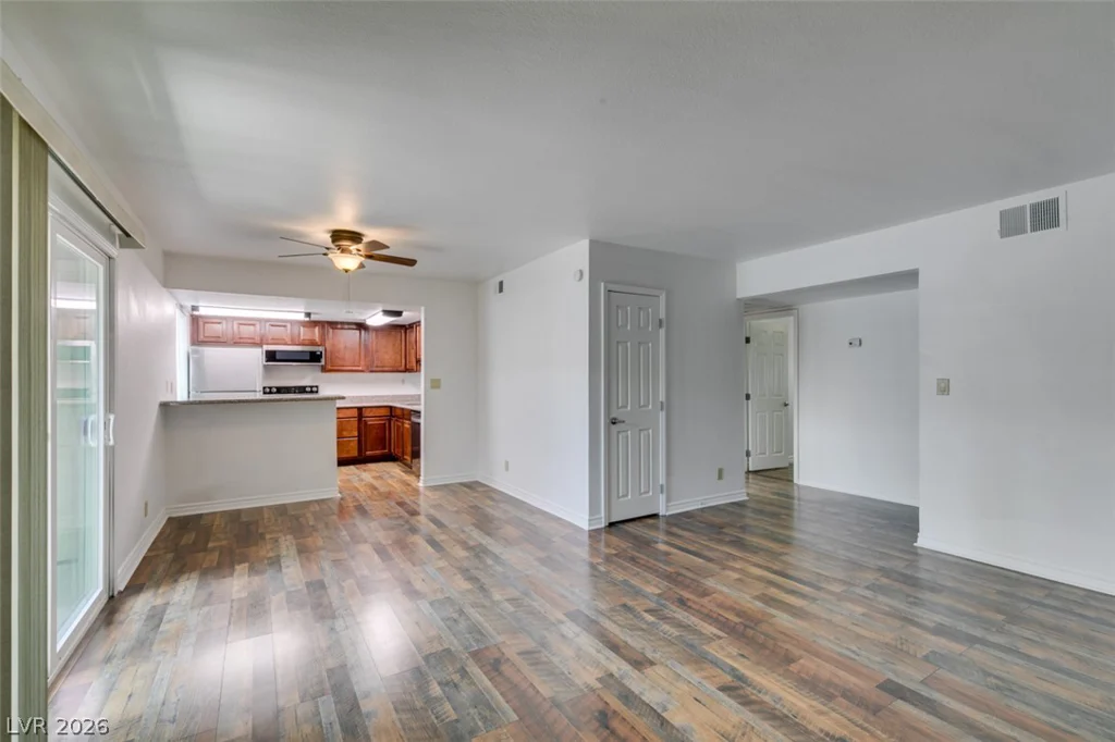 5240 Indian River, Las Vegas, NV 89103
