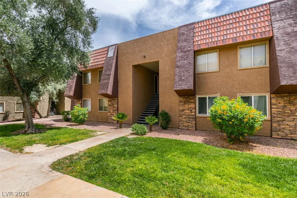 5240 Indian River, Las Vegas, NV 89103